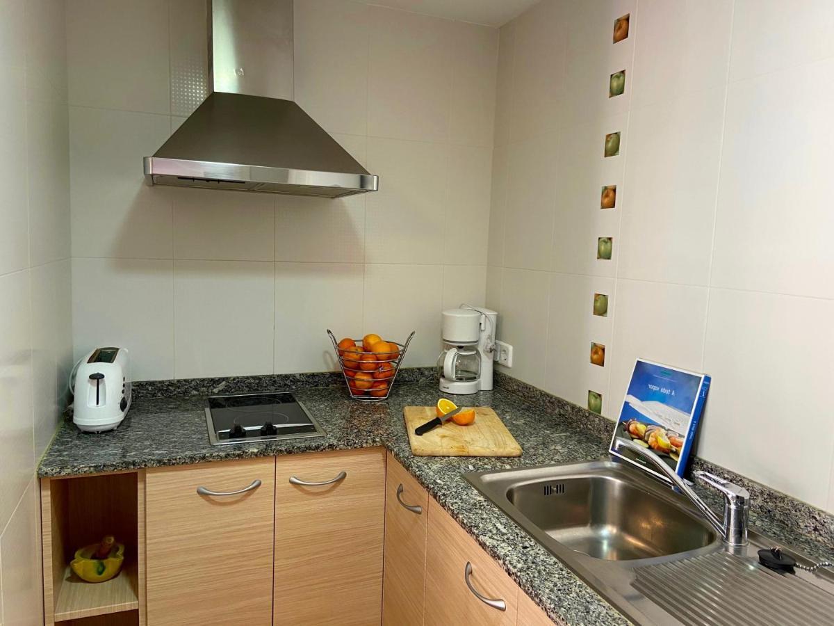 Apartamentos Aquarium. 150 Metros Playa. Roses Kültér fotó